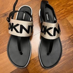 Donna Karen sandels great size 7